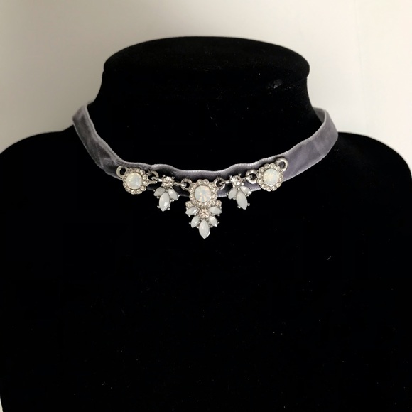 Adjustable Choker Necklace - Picture 3 of 3
